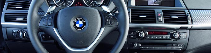 Концепт BMW X6 на автовыставке в Дубаи